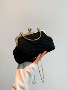  lady's bag clutch bag lady's fashion : clutch bag solid color metal chain attaching 1 piece entering 