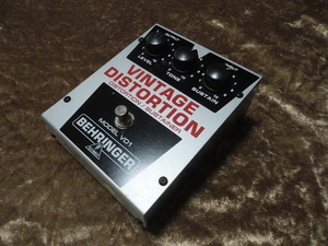 BEHRINGER VD1 Vintage Distortion FUZZ　USED