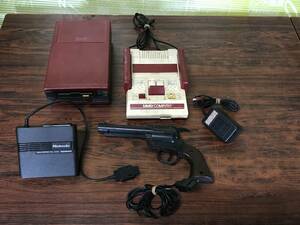 Nintendo Famicom Disk system 2consoles Gun controller tested 任天堂 ファミコン ディスクシステム 本体2台 ガンコン1台 動作確認済