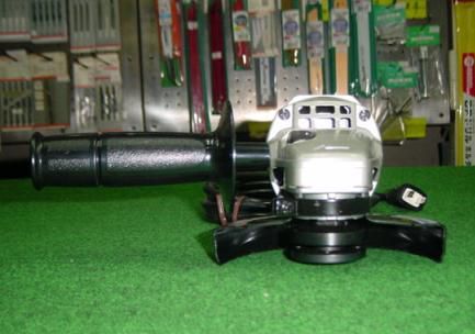 マキタ 9535B 125mmディスクグラインダー 細径&高耐久&ハイパワ- 低速・高トルク AC100V 新品 マキタ 9535B 125mmディスクグラインダー 細径&高耐久&ハイパワ- 低速・高トルク AC100V 新品