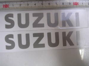 スズキ　SUZUKI　ステッカー　小　銀２枚