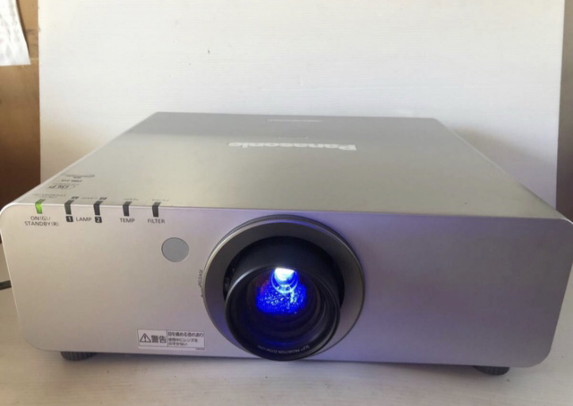 Panasonic PT-DW640LS ☆6000ルーメン HDMI対応可能 2画面表示可 Panasonic PT-DW640LS ☆6000ルーメン HDMI対応可能 2画面表示可