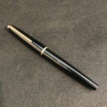 モンブラン MONTBLANC 万年筆 刻印あり　ケース入_画像3