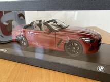 BMW 純正 Z4 M40i G29 サンフランシスコレッド 1/18 ディーラー購入品_画像4