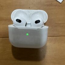 訳有り　AirPods Apple アップル AirPods エアポッズ 第3世代　 MPNY3J/A 　A2565/A2564/A2897 第3世代エアーポッズ　ジャンク_画像2