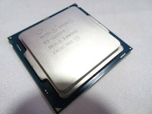 美品 インテル Intel Xeon プロセッサー E3-1220 v5 3.00GHz SR2LG LGA1151 動作検証済 1週間保証