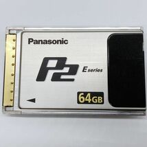 ■専用ケース付きの極上品 PANASONIC パナソニック メモリーカード AJ-P2E064XG ①_画像5