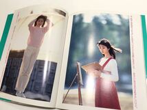 C16 初版　吉田真理子 写真集　Little Romance 撮影:伊藤隼也　1989年6月24日発行　ORE BOOKS 講談社出版_画像4