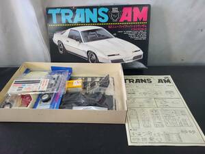 ■3729■ TRANSAM 1/24 ’82 ニュー ファイアーバードトランザム 当時物 絶版品 未組立 