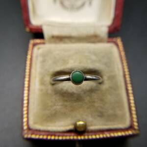 グリーンストーン スターリングシルバー 米国 ヴィンテージ リング 銀 指輪 ビンテージ アクセサリー 深緑 一粒 YMF3