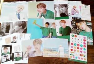 BTS ユンギ　SUGA のみ　SEASON'S GREETINGS 2018 2020 2021 シーグリ　バンタン 防弾少年団 シュガ ミニポスター シール ポストカード