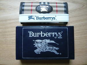 Burberrys'　バーバリー　3連キーホルダー　新品、未使用品　バーバリーチェック