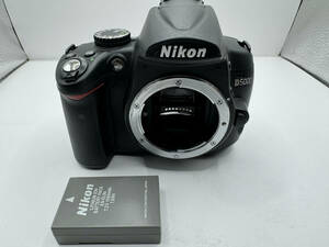 ★新品同様★ニコン NIKON D5000 ボディ