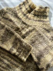 ヴィンテージ ** 1970’s ふわふわハンドニットセーター USA vintage knit sweater