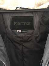 売り切り Marmot マーモット フーデッド ダウンコート 使用少 ダウン 防寒 サイズM 着丈102 袖60 肩46 身幅57_画像6