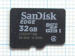 ★SanDisk micro SDHC メモリーカード ３２ＧＢ 中古★送料６３円～