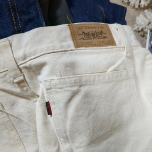 LEVIS　ホワイトデニム　ベルボトム　