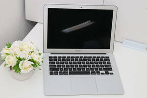 ジャンク MacBook Air 13インチ Mid 2013 Corei5 1.3GHz/メモリ4GB 元箱付