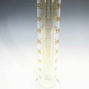 ◆(NS) AS ONE ガラス製 メスシリンダー 200ml A TC20℃ ±1.0ml 計量器具 実験 おもしろ花瓶 一輪挿し 花器 インテリア雑貨の画像4