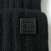 極美品★CHANEL シャネル スポーツライン ココマークプレート付 カシミヤ100％ ニットグローブ／手袋 ブラック スコットランド製 暖か◎_画像7