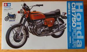 タミヤ 1/6 Honda ホンダ ドリーム CB750 FOUR (キャンディーブルー) 冊子付 西松自動車 CB750 K0、未組立て