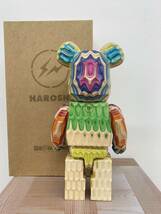 BE@RBRICK カリモク fragmentdesign HAROSHI VERTICAL 400％ carved wooden_画像2