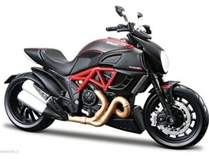 ☆新品　1/12　Ducati Diavel　バイク完成品　アクションフィギュア　ドゥカティ　ディアベル