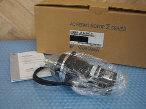 ★【1K1127-6】 新品未使用 YASKAWA 安川電機 AC SERVO MOTOR SGMAH-A5AAAH721 動作保証