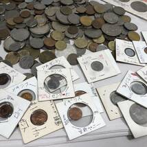 【YH-7190】中古品 外貨まとめ セット 約2.3kg分 中国 韓国 アジア ヨーロッパ 米ドル 記念メダルなど_画像6