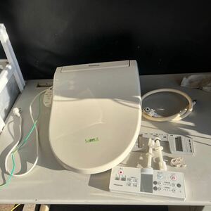 D27 140サイズ発送　中古　Panasonic/パナソニック 電気温水便座 ウォシュレット ビューティートワレ リモコン 【DL-WH20-CP】