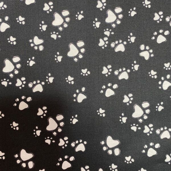 ロラライハリス生地 Paw Flakes 黒110×45