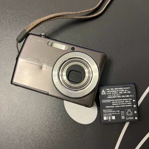 1円 CASIO EXILIM EX-Z700 6.2-18.6mm コンパクトデジタルカメラ シルバー 動作未確認