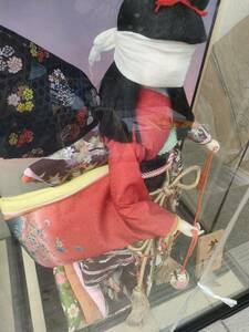 ひな　雛人形 木製　ガラスケース入り 外箱入り 子供の日 節句 日本人形 工芸品 飾り物 レトロ アンティーク