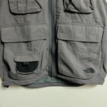 【美品】the north face フィッシングベスト　グレー　mサイズ　np16306 アウトドア　人気　半袖　定番　フリース　秋冬　レイヤード_画像3