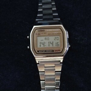 CASIO カシオ ALARM CHRONO アラームクロノ WR 腕時計 シルバー色 チープカシオ