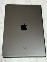 iPad 8世代 32GB Wi-Fiモデル スペースグレー アメリカ版 充電80%_画像3