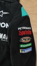 (ペトロナス・ヤマハ・セパンレーシング) PETRONAS YAMAHA SRT MotoGP Softshell Jacket for kids キッズ ソフトシェル ジャケット(164cm)_画像4