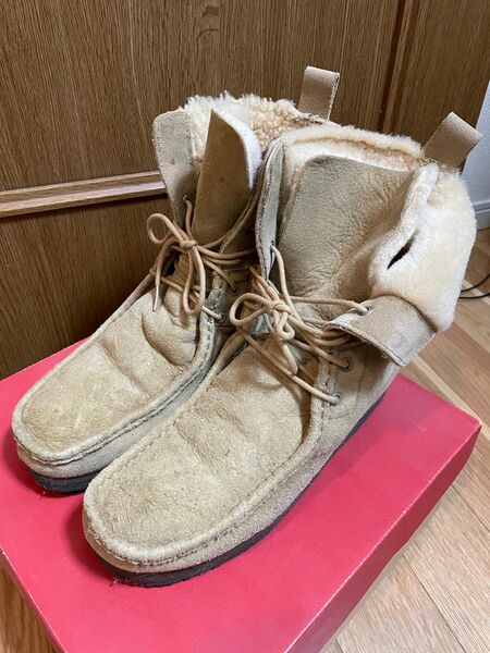 クラークス Clarks スエード ワラビー　ムートンブーツ