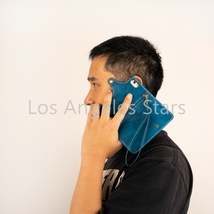 iPhone8Plus 8plus ケース ストラップ レザー カバー 革 手帳型 青 ブルー ボタン式 _画像3