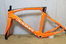 値下げ! □PINARELLO ピナレロ DOGMA F12 DISK VENUS ORANGE カーボンフレーム 2020年 515size 超美品_画像5