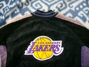 ロサンゼルス レイカーズ ジャンパー？ジャケット？ 極美品 XXL NBA Los Angeles Lakers