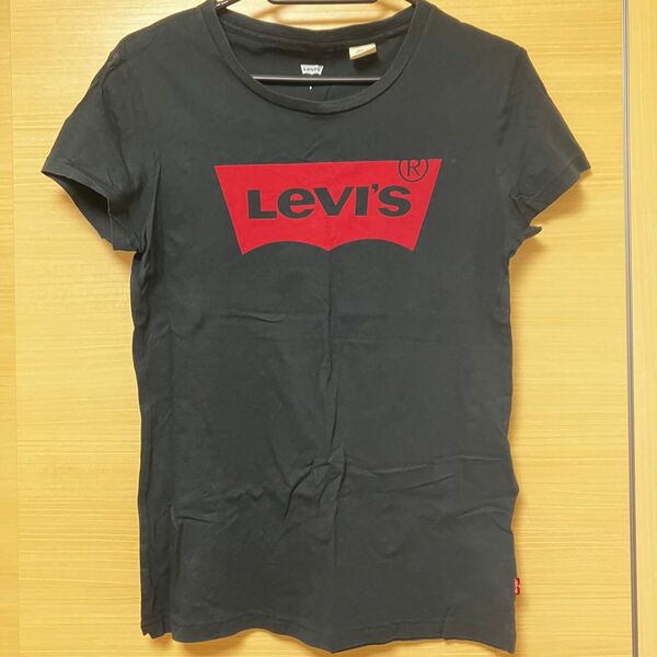 半袖 ブラック 黒 ロゴ　Tシャツ　リーバイス　levi's