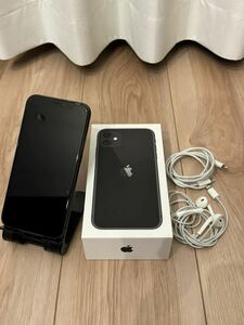 【中古】iPhone 11 128GB ブラック　SIMフリーApple 箱　イヤホン　充電器ケーブル　付属品付