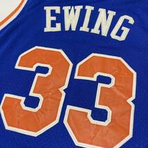 adidas アディダス Hardwood Classics New York Knicks #33 Ewing ユニフォーム M 青 メンズ NBA ビンテージ 送料185円 23-1121_画像4
