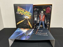 未使用保管品 極美品 BACK TO THE FUTURE バック・トゥ・ザ・フューチャー MARTY McFLY 1/6スケール マーティ・マクフライ フィギュア_画像3