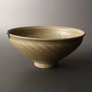 【深和】南宋12世紀　珠光青磁茶碗（同安窯青瓷草花盞）