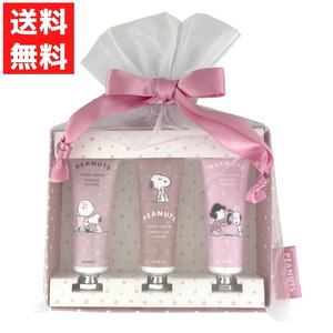 スヌーピー ハンドクリーム３個セット PINK ピンク 保湿 ギフト プレゼント 3種類の香り 巾着入り