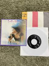 中古 レコード EP 中尾ミエ レインレイン 真夏のある日 SIMON BUTTERFLY RAIN RAIN RAIN 日本語カヴァー DER WEIN IST GUT _画像2