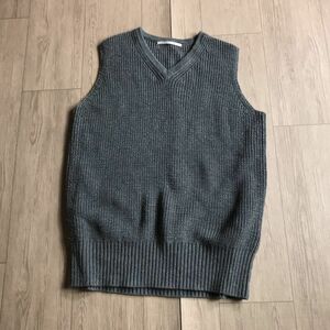 100円スタート○ URBAN RESEARCH DOORS アーバンリサーチドアーズ　ニットベスト　ノースリーブ　セーター