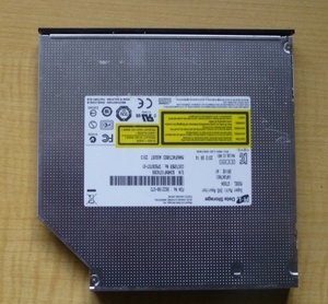 DVD-マルチドライブ GT80N　HL Data Storage